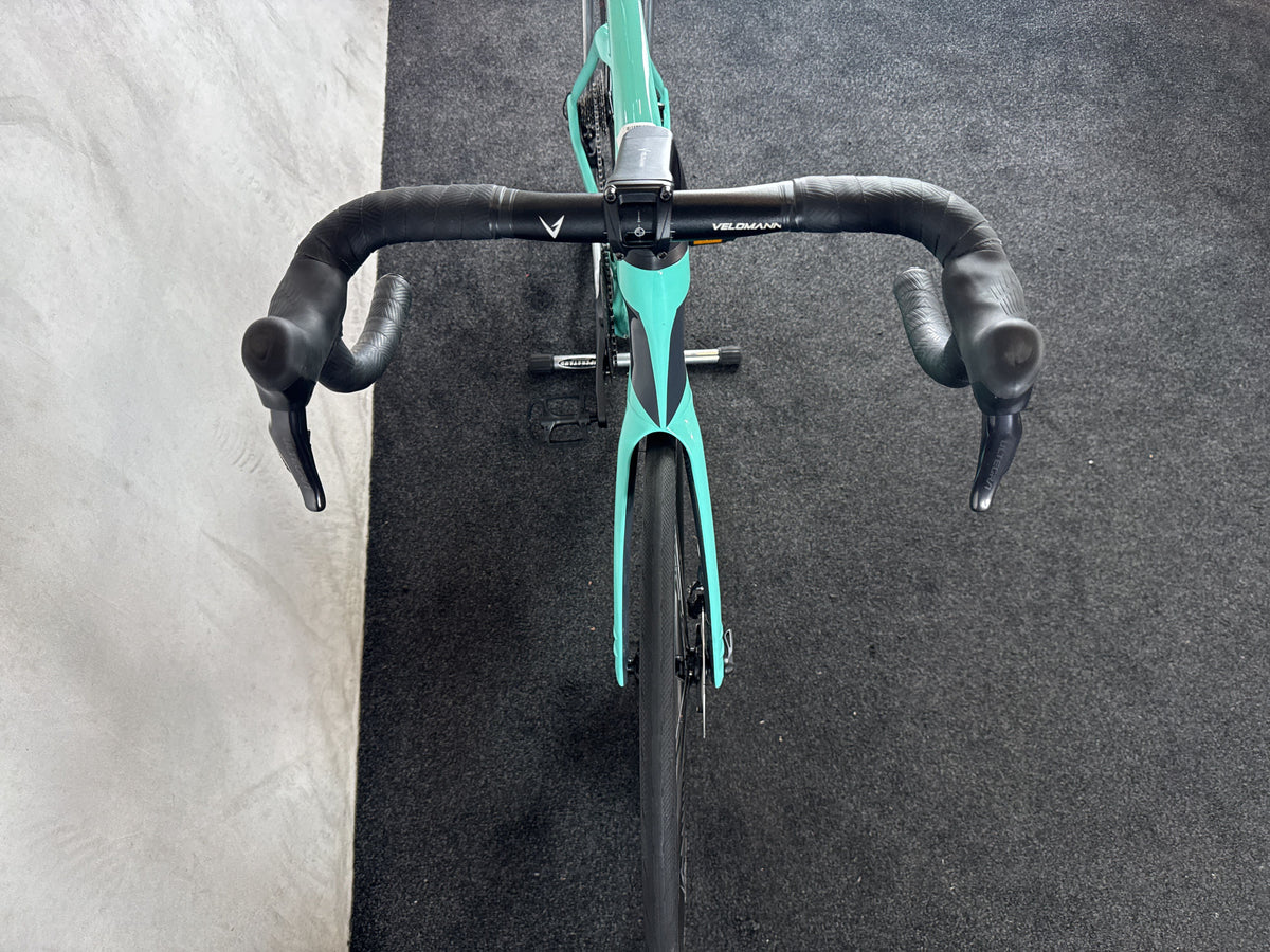 Bifoco — cockpit_von_vorne