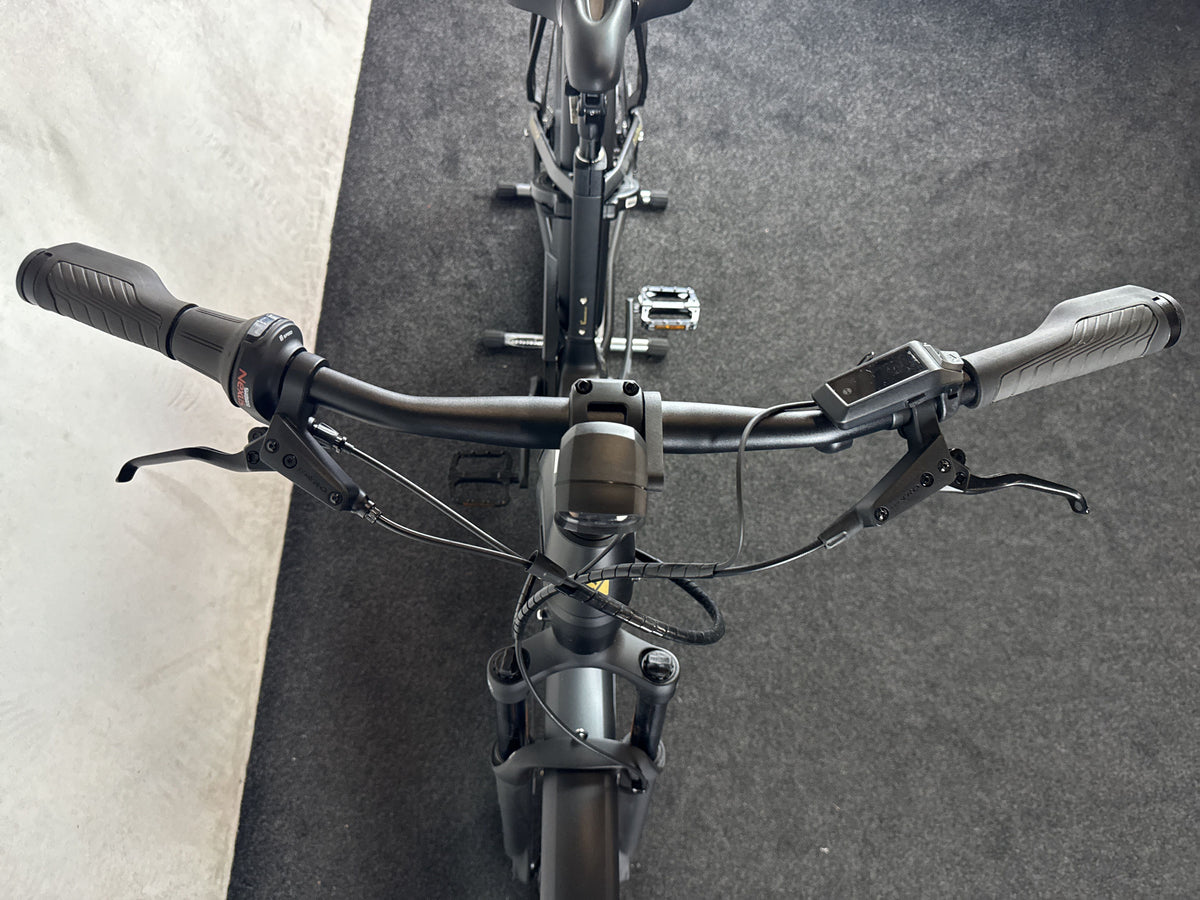 Bulls Cairon C 1.0 B gebraucht – Cockpit von vorne