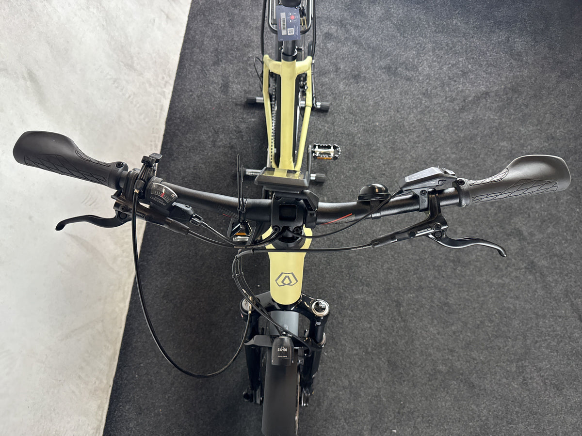 Axess Rotation 27,5 Wave gebraucht – Cockpit von vorne