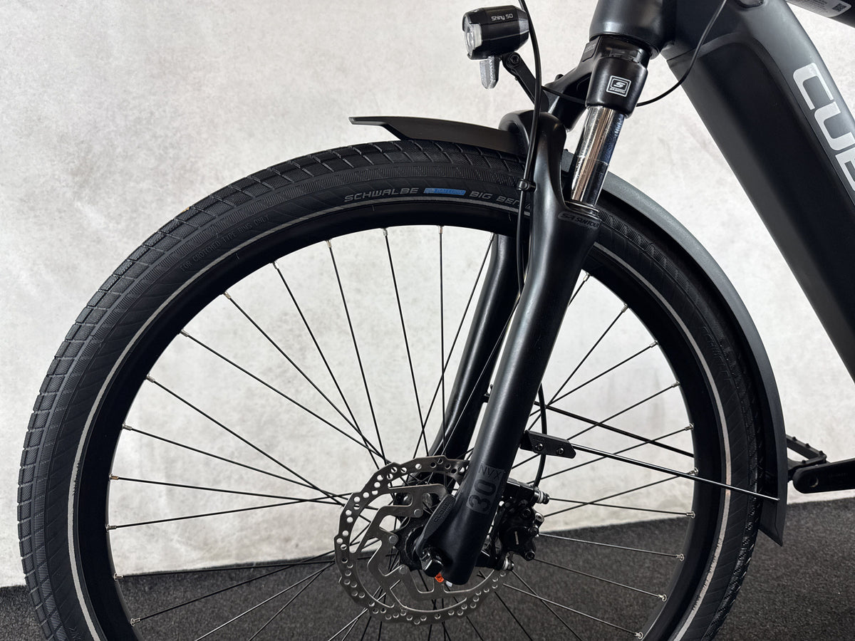 CUBE Touring Hybrid ONE 500 gebraucht – Vorderrad und Gabel