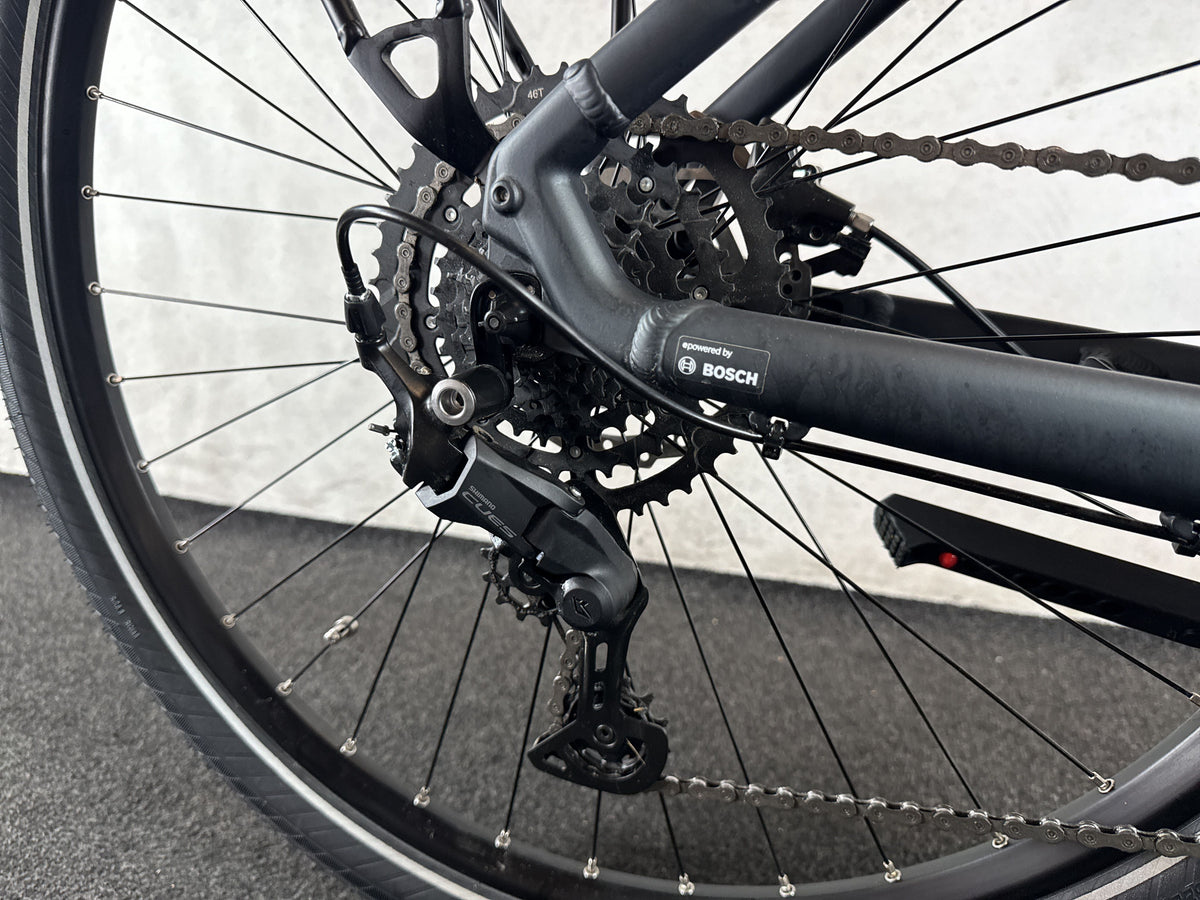 CUBE Touring Hybrid ONE 500 gebraucht – Hinterradnabe und Schaltung
