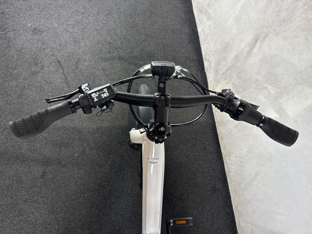 QiO Eins P-5 gebraucht – Cockpit aus Fahrersicht
