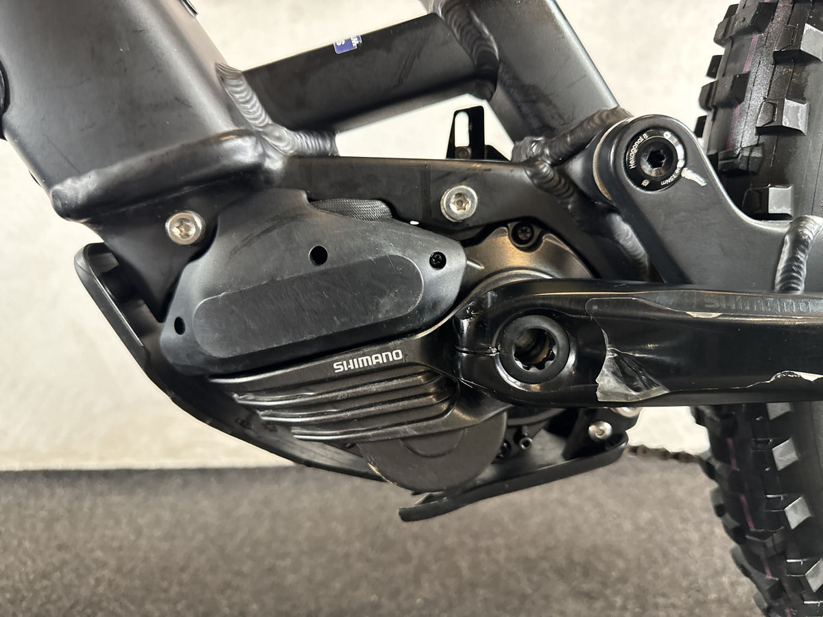 Husqvarna Hard Cross HC4 gebraucht – Motor von links