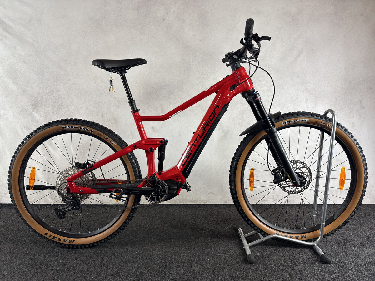Centurion No Pogo F860 gebraucht – Seitenansicht rechts