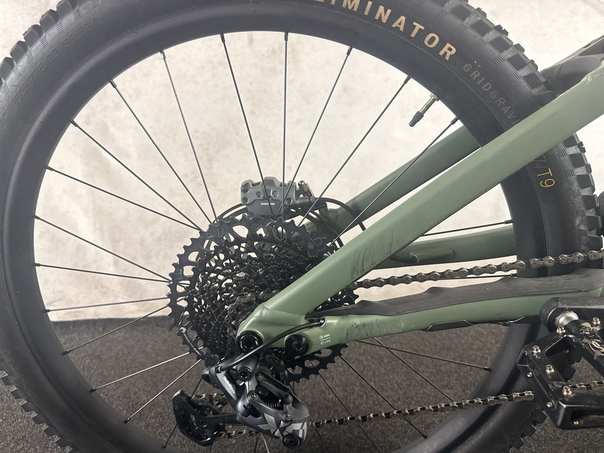 Specialized Levo Comp Alloy G3 NB gebraucht – Hinterradnabe und Schaltung