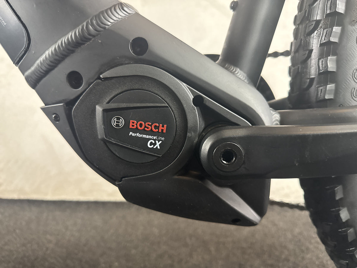 Bulls Copperhead Evo 1 750 gebraucht – Motor von links