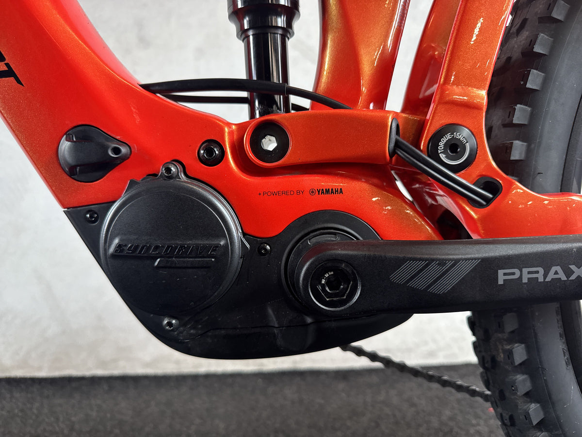 Giant Trance X Advanced E+ Elite 3 gebraucht – Motor von links