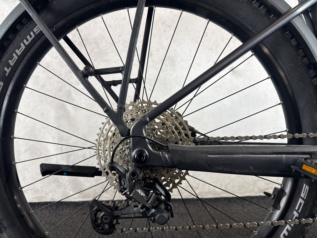 CUBE Reaction Hybrid Pro 800 Allroad gebraucht – Hinterradnabe und Schaltung