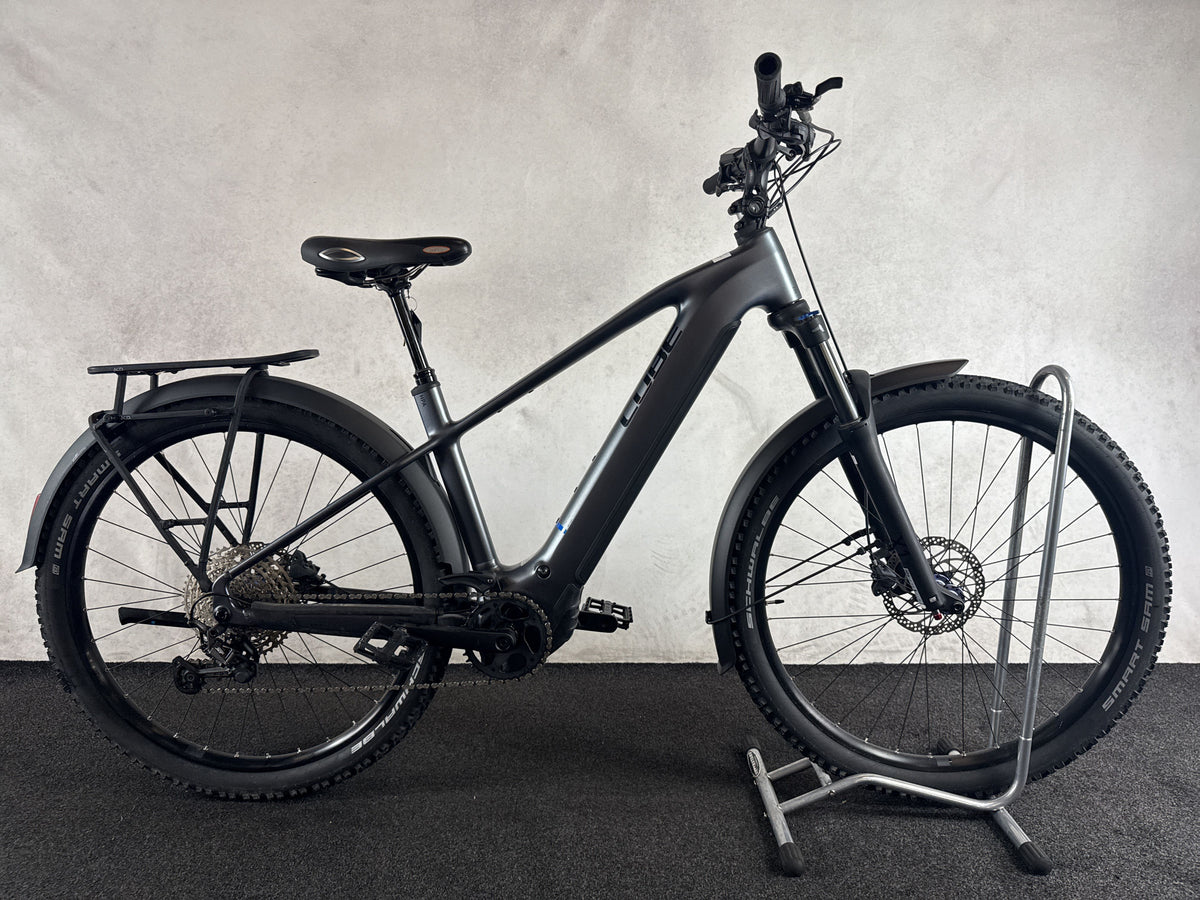 CUBE Reaction Hybrid Pro 800 Allroad gebraucht – Seitenansicht rechts