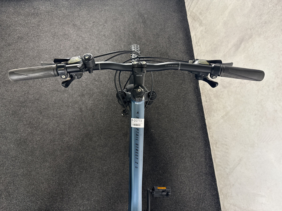 Bulls Sharptail Street 2 27.5 gebraucht – Cockpit aus Fahrersicht
