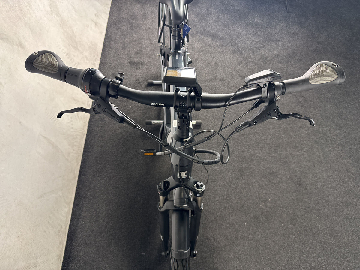 Kettler Quadriga CX5 HD gebraucht – Cockpit von vorne