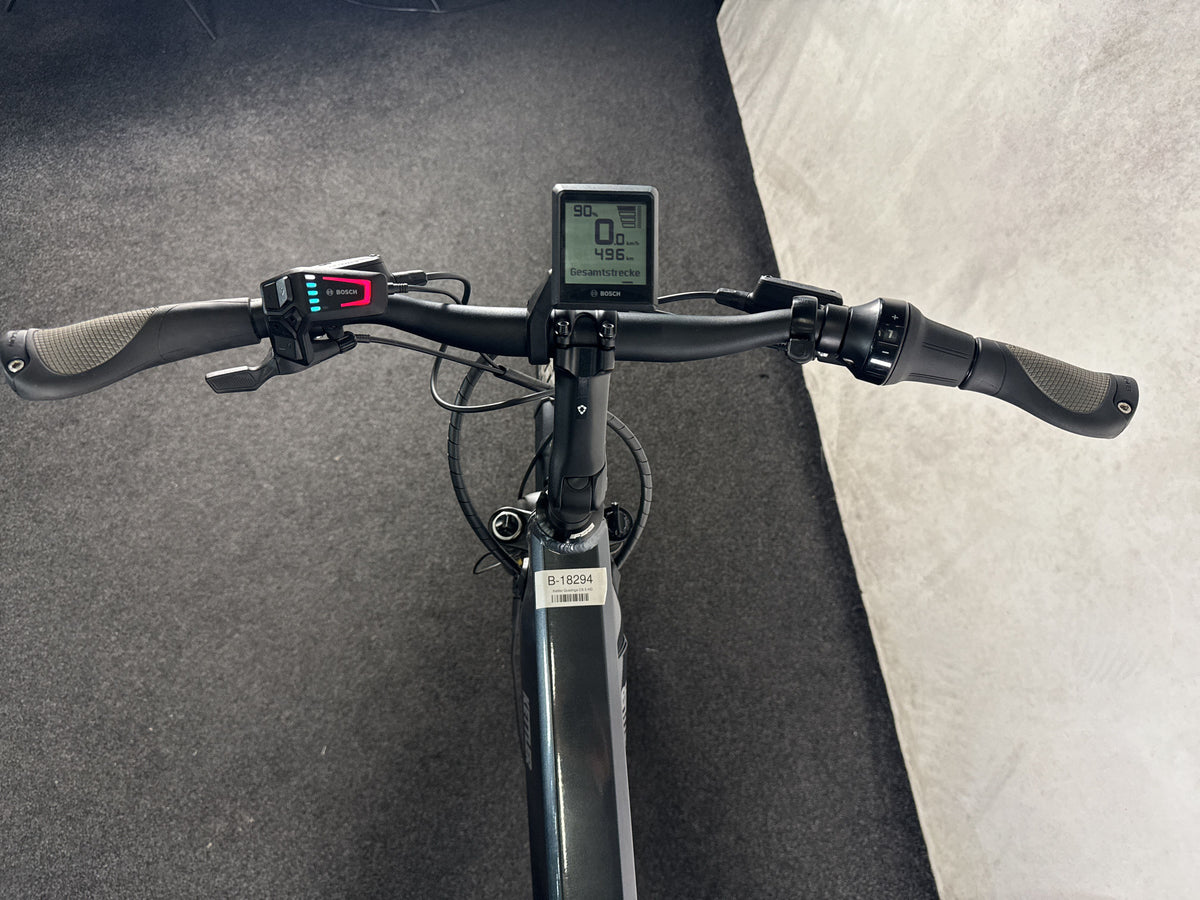 Kettler Quadriga CX5 HD gebraucht – Cockpit aus Fahrersicht