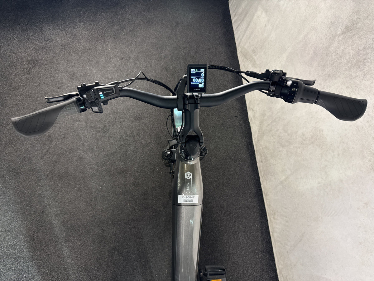 Victoria Manoc 3 Wave gebraucht – Cockpit aus Fahrersicht
