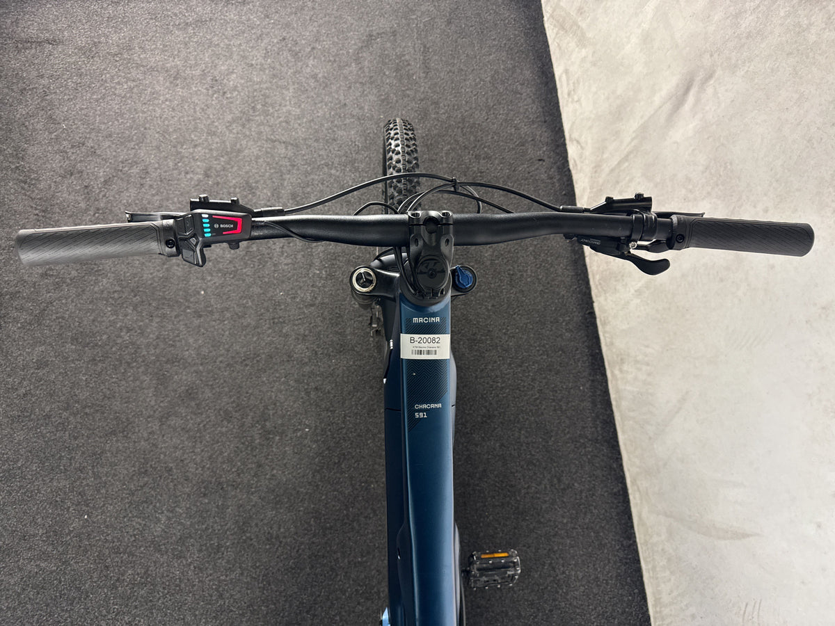 KTM Macina Chacana 591 gebraucht – Cockpit aus Fahrersicht