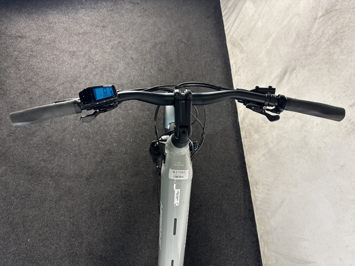 Haibike Trekking 7 gebraucht – Cockpit aus Fahrersicht