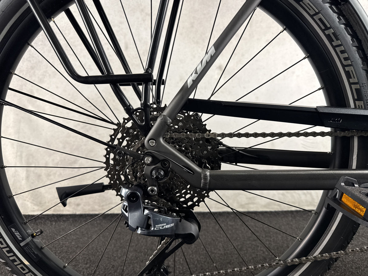 KTM Cento 11 Plus gebraucht – Hinterradnabe und Schaltung
