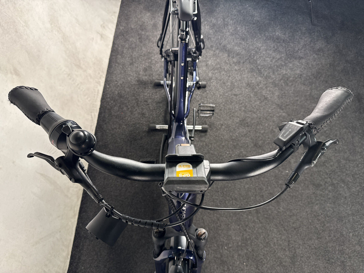 Thompson Inspire gebraucht – Cockpit von vorne