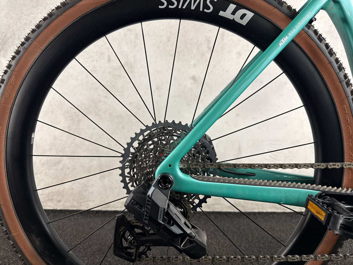 KTM Gravelator Prime gebraucht – Hinterradnabe und Schaltung