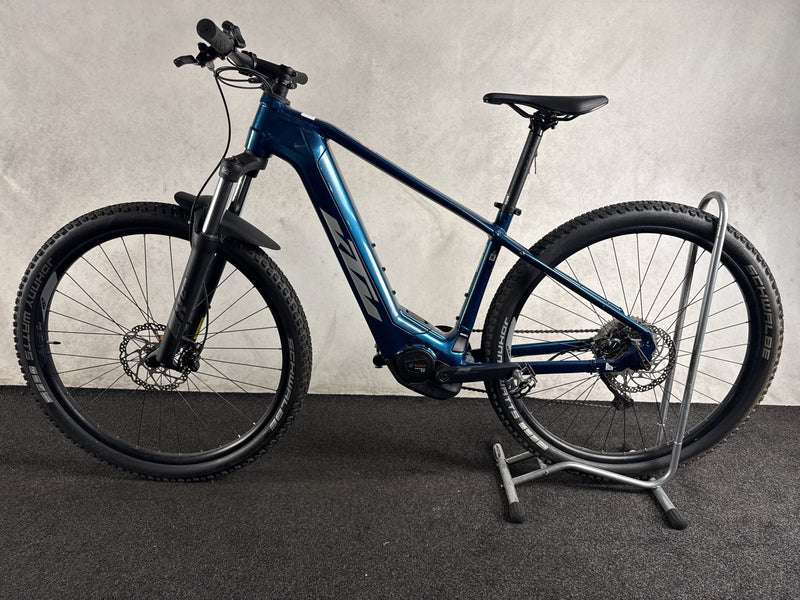 KTM Macina Team 691