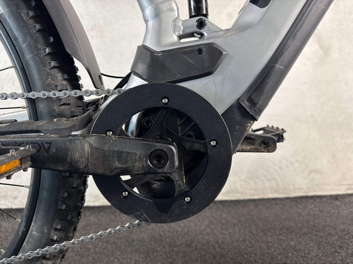 CUBE Stereo Hybrid 120 Race Allroad 750 gebraucht – Motor von rechts