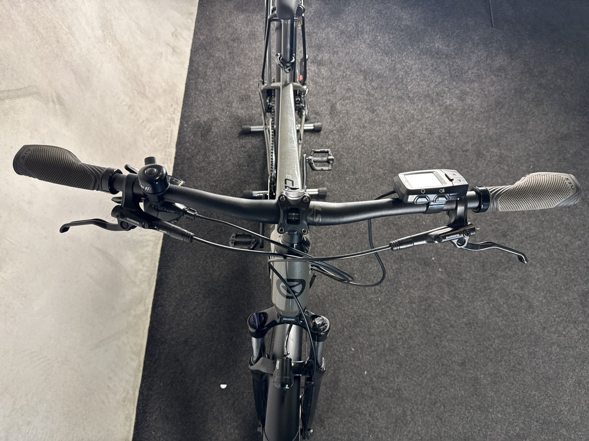 Kellys E-Carson 30 P gebraucht – Cockpit von vorne