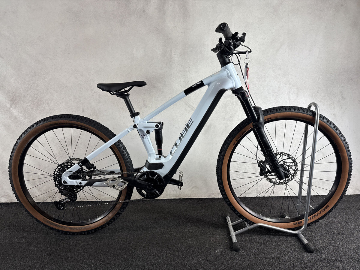 CUBE Stereo 120 Hybrid Pro gebraucht – Seitenansicht rechts