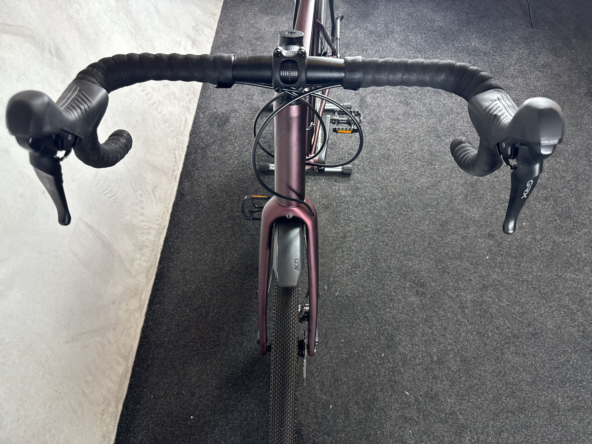 Cube Nuroad Race FE gebraucht – Cockpit von vorne