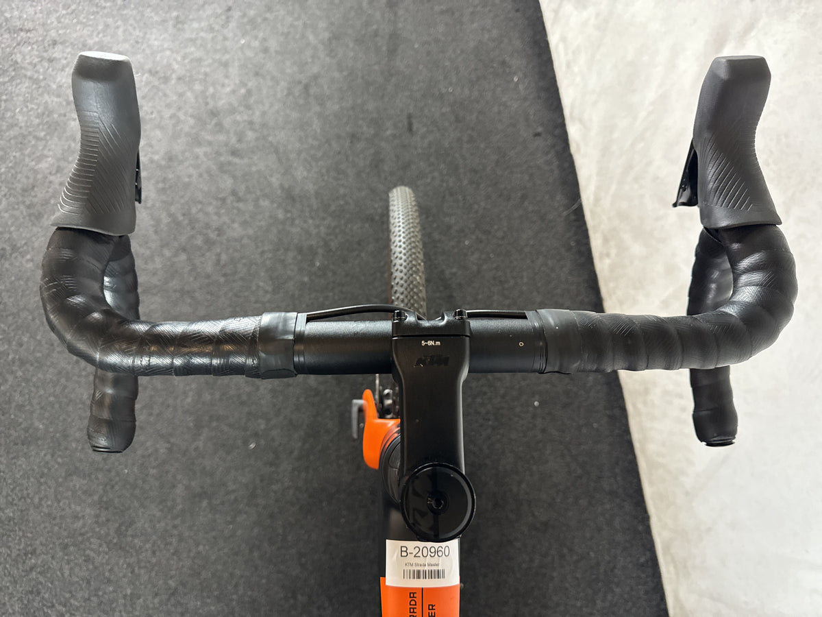 KTM X-Strada Master gebraucht – Cockpit aus Fahrersicht
