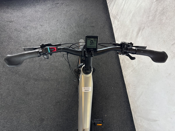 Cube Touring Hybrid Pro 625 Trapez – Bild 3