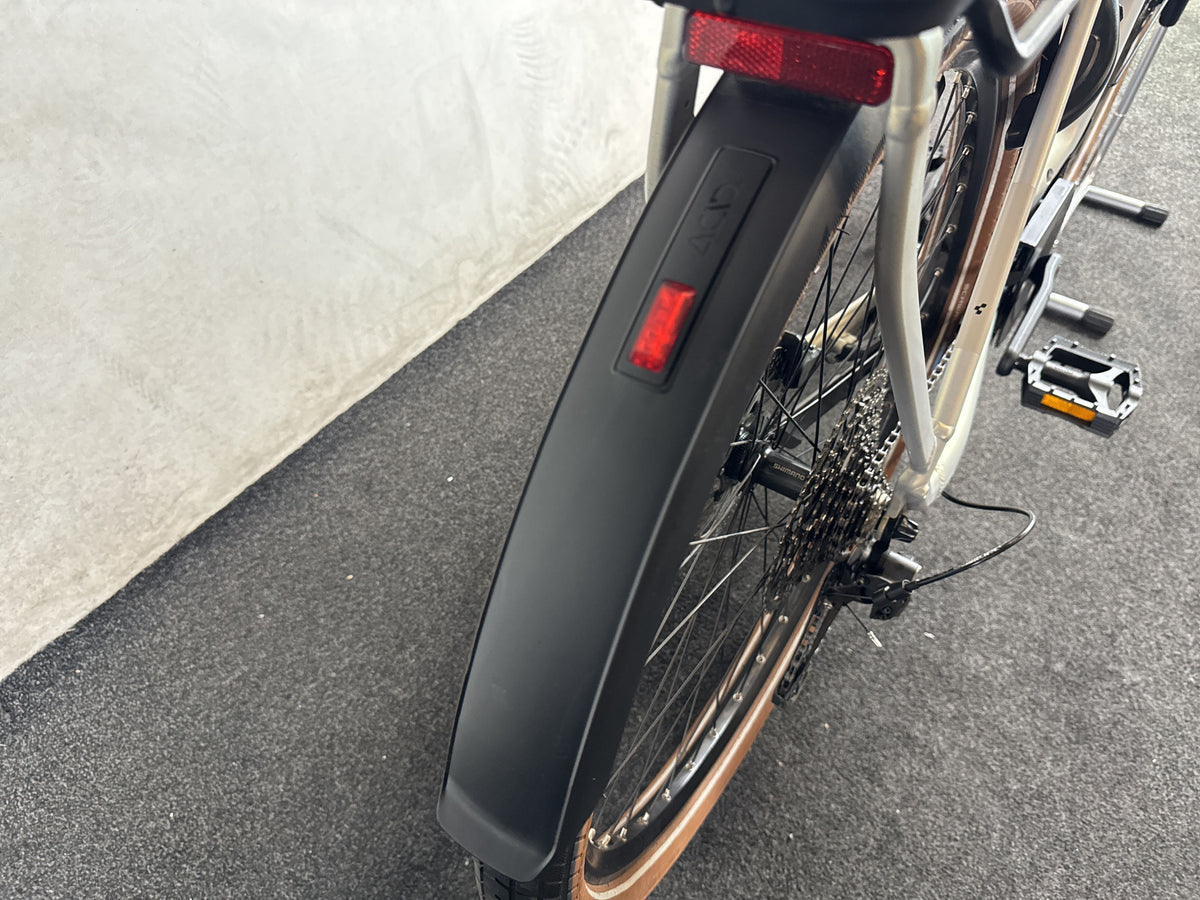 Cube Touring Hybrid Pro 625 Trapez gebraucht – Hinterrad