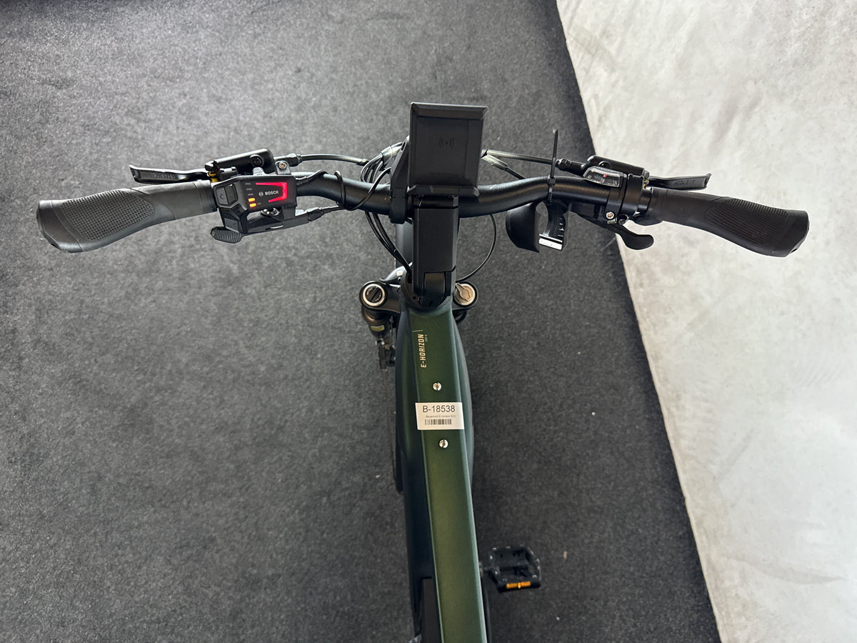 Bergamont E-Horizon SUV 6 gebraucht – Cockpit aus Fahrersicht