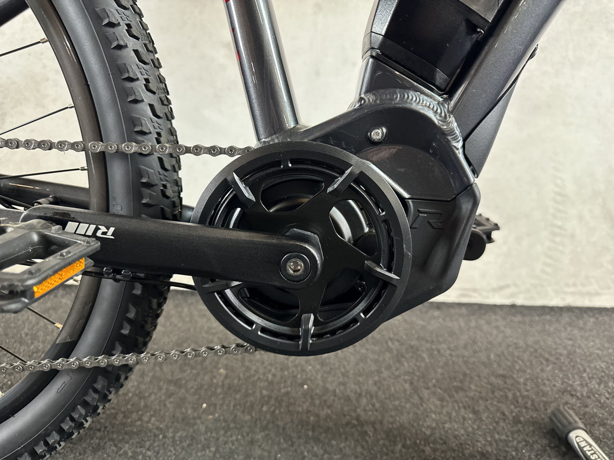 Raymon HardRay E 3.0 gebraucht – Motor von rechts