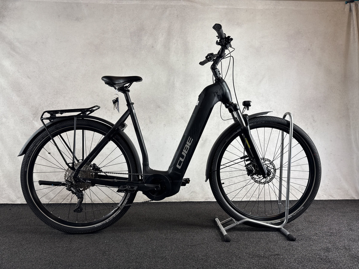 CUBE Nuride Hybrid Pro 750 Allroad Lady gebraucht – Seitenansicht rechts