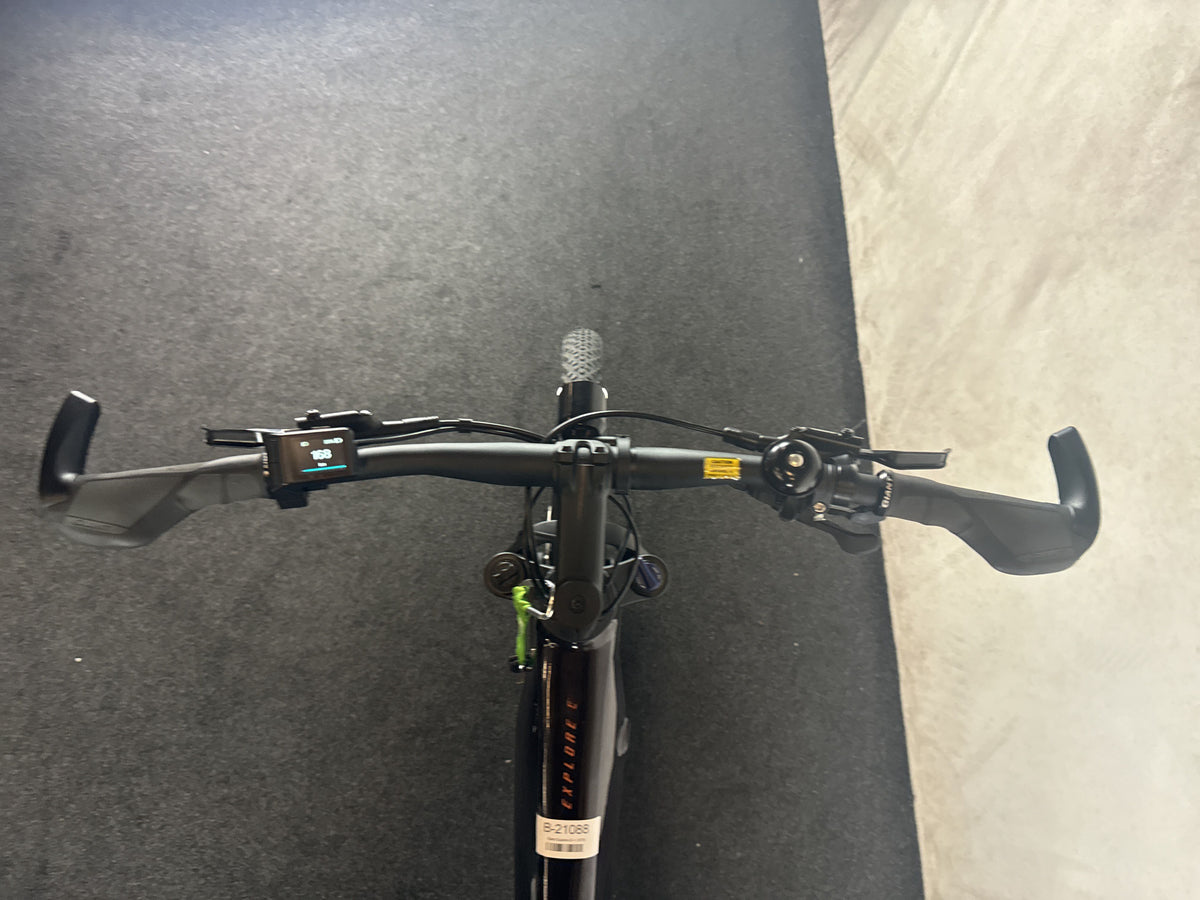 Giant Explore E+ 1 625 GTS gebraucht – Cockpit aus Fahrersicht