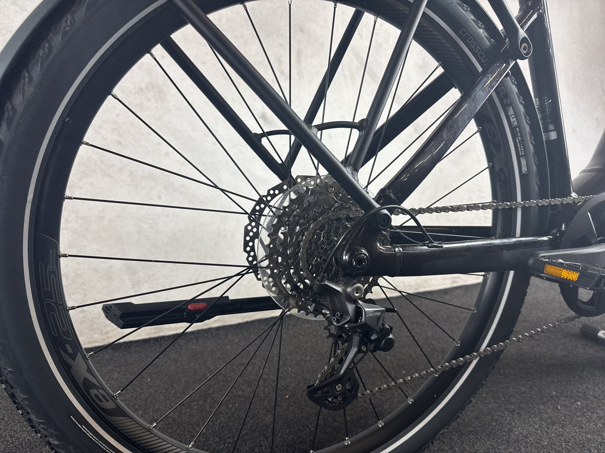 Giant Explore E+ 1 625 GTS gebraucht – Hinterradnabe und Schaltung