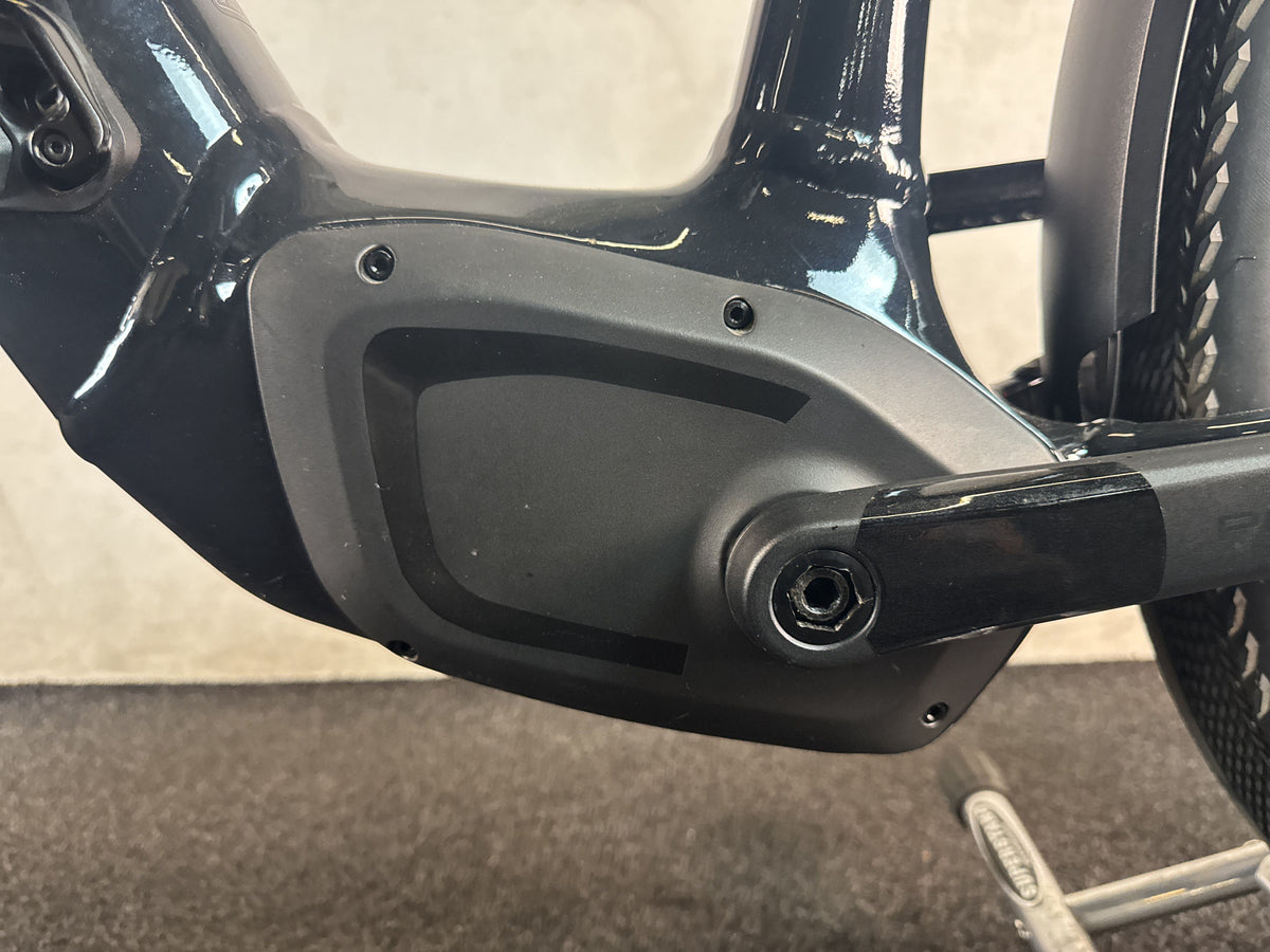 Specialized Turbo Como 4.0 IGH gebraucht – Motor von links