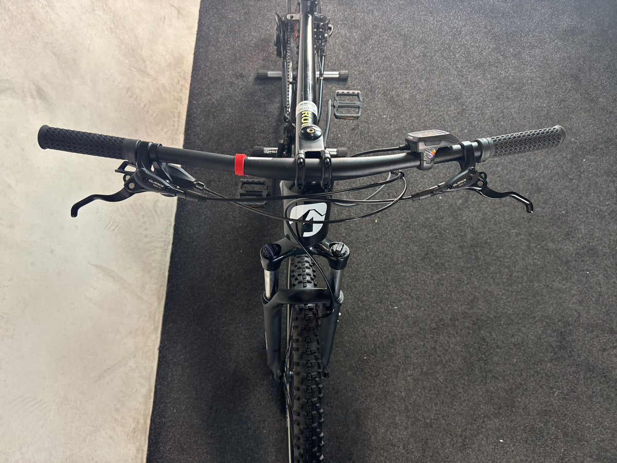 Liqbike Rock gebraucht – Cockpit von vorne