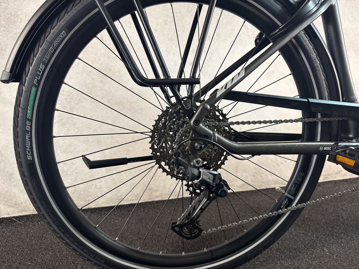 KTM Macina Limited gebraucht – Hinterradnabe und Schaltung