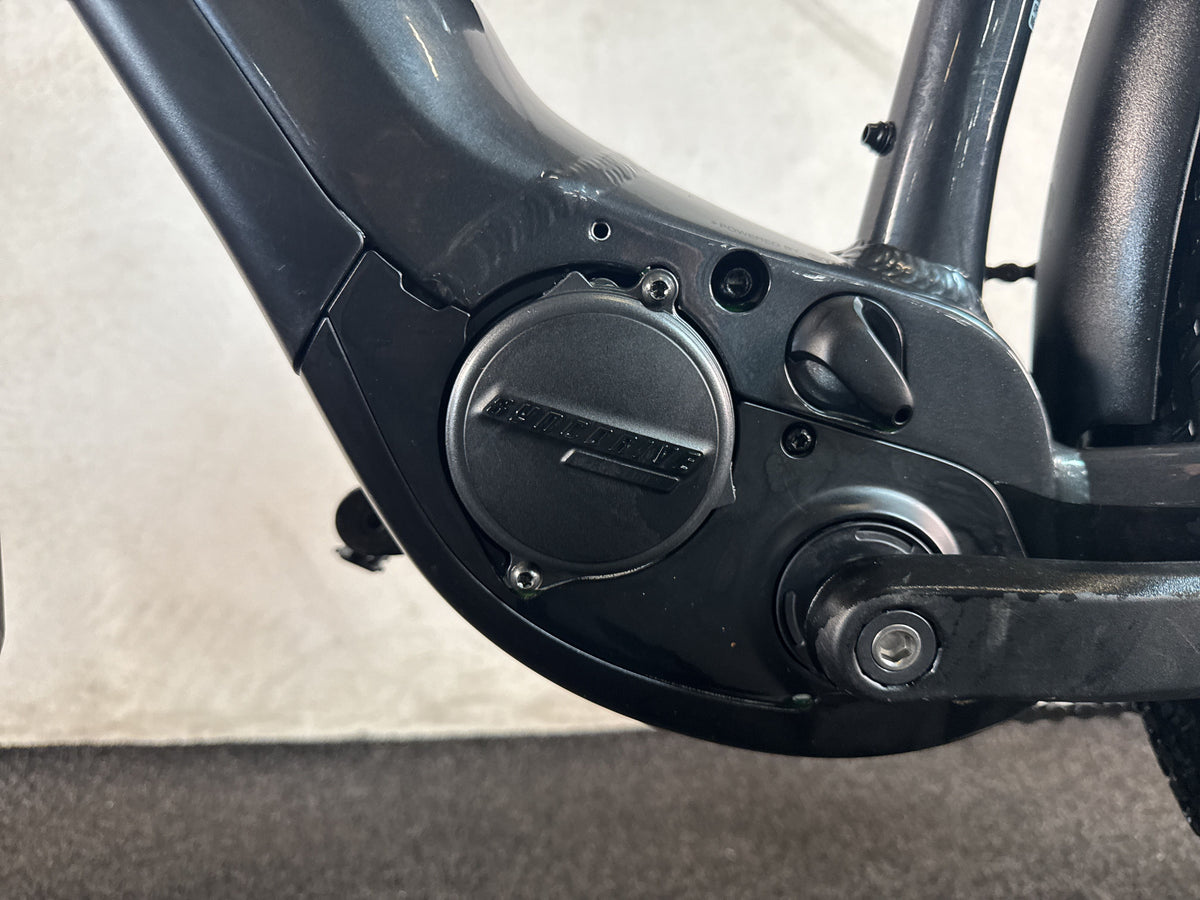 Giant Explore E+ Pro 0 gebraucht – Motor von links