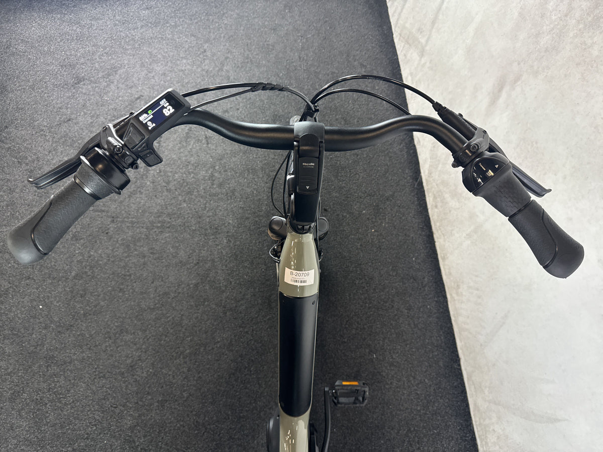 Gazelle Arroyo C7+ HMB gebraucht – Cockpit aus Fahrersicht