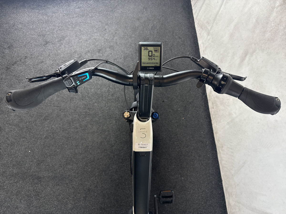 Kalkhoff Image 5 Move+ gebraucht – Cockpit aus Fahrersicht