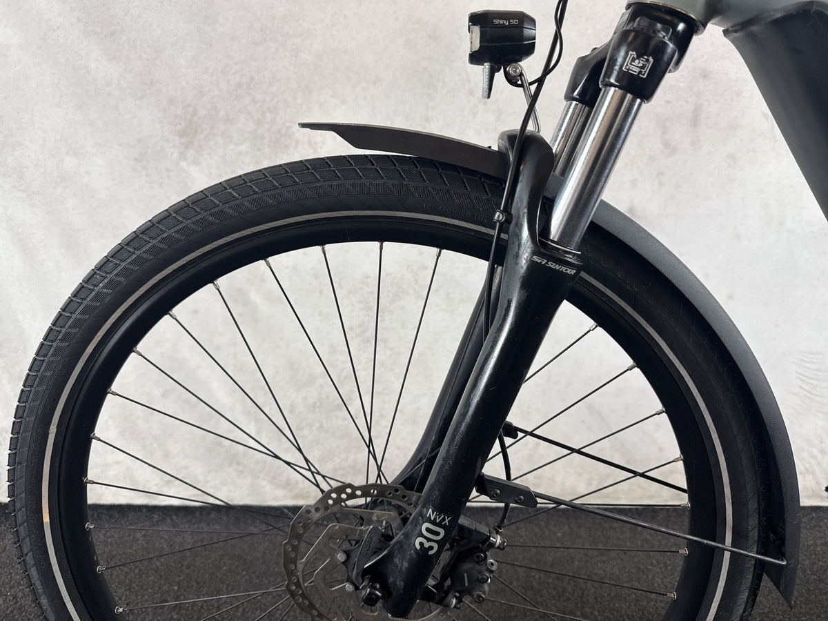 CUBE Kathmandu Hybrid ONE 625 gebraucht – Vorderrad und Gabel