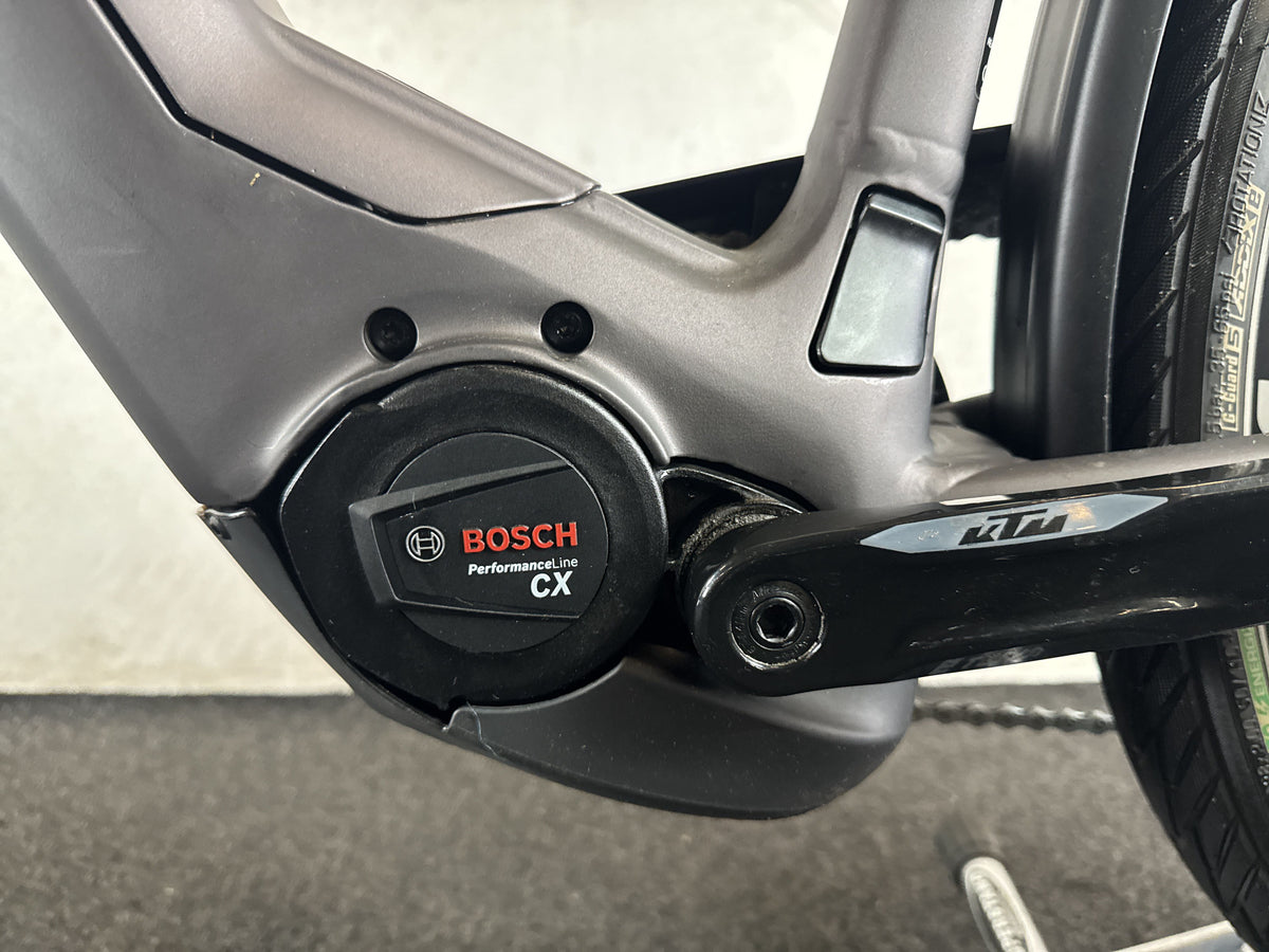 KTM Macina Style 710 gebraucht – Motor von links