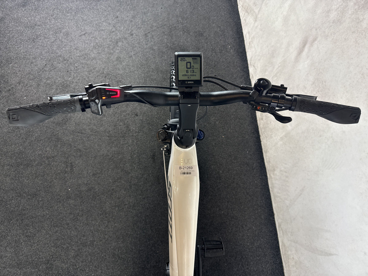 Scott Sub Cross eRIDE 20 EQ gebraucht – Cockpit aus Fahrersicht