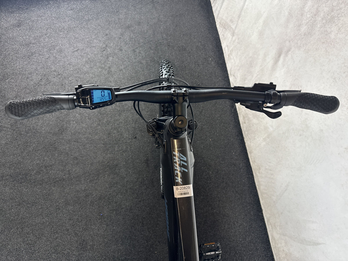 Haibike Alltrack 5 29 gebraucht – Cockpit aus Fahrersicht