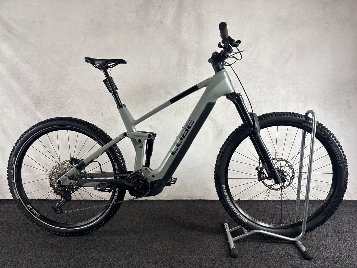 CUBE Stereo Hybrid 140 HPC Pro 750 gebraucht – Seitenansicht rechts