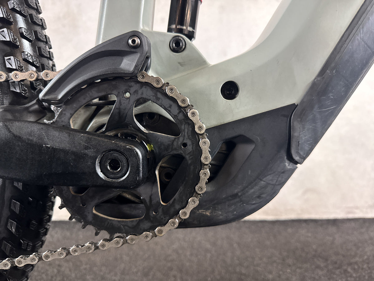 CUBE Stereo Hybrid 140 HPC Pro 750 gebraucht – Motor von rechts