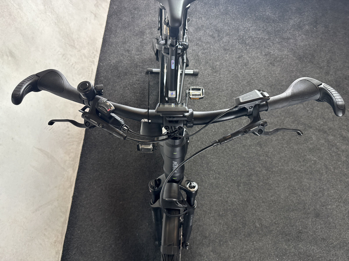 KTM Cento 10 gebraucht – Cockpit von vorne