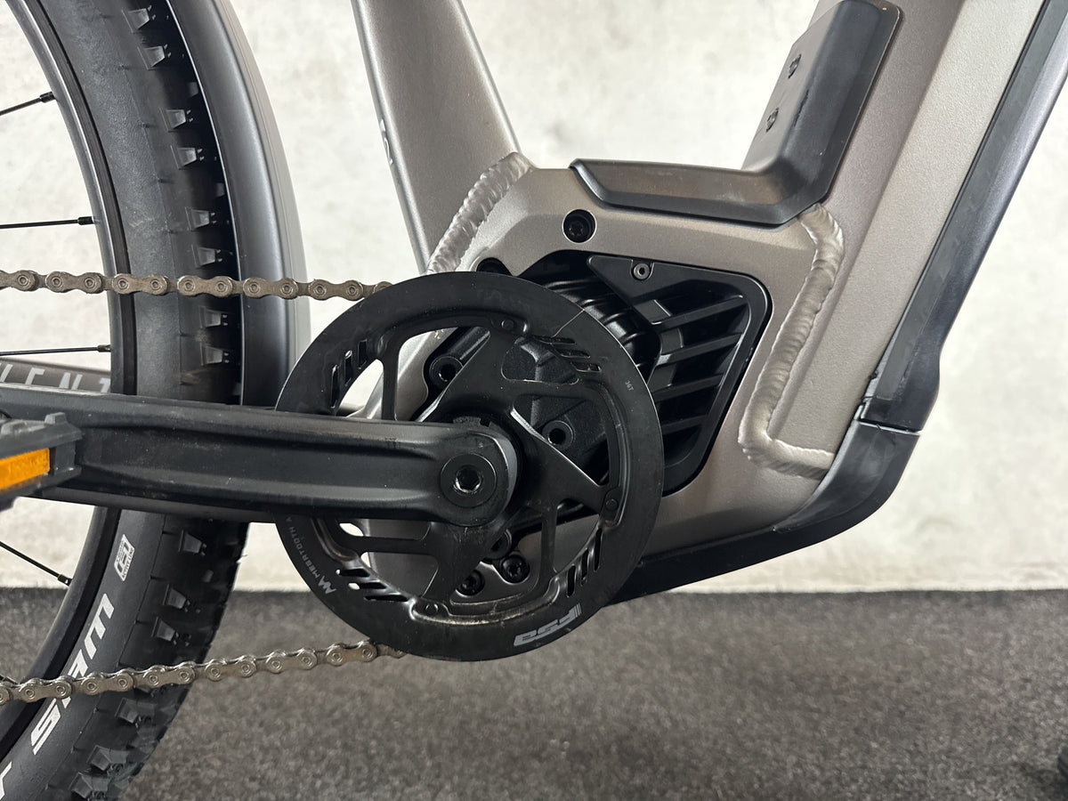 Focus Aventura² 6.8 gebraucht – Motor von rechts