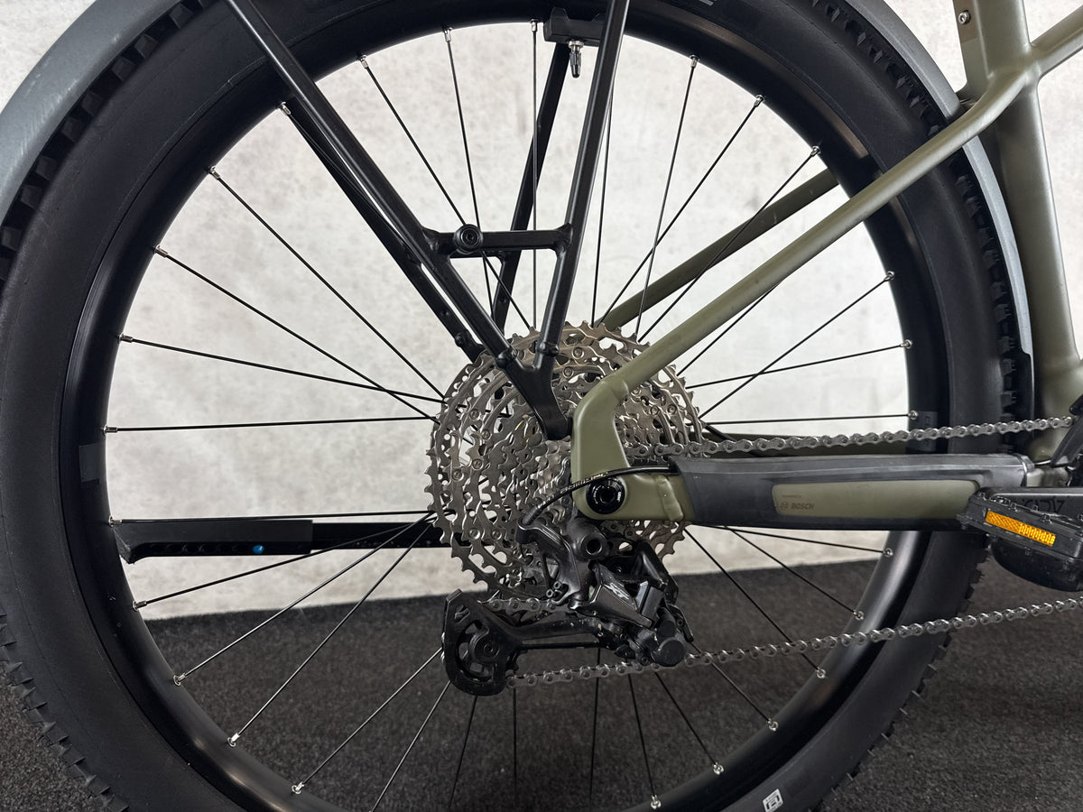 CUBE Reaction Hybrid Pro 800 Allroad gebraucht – Hinterradnabe und Schaltung